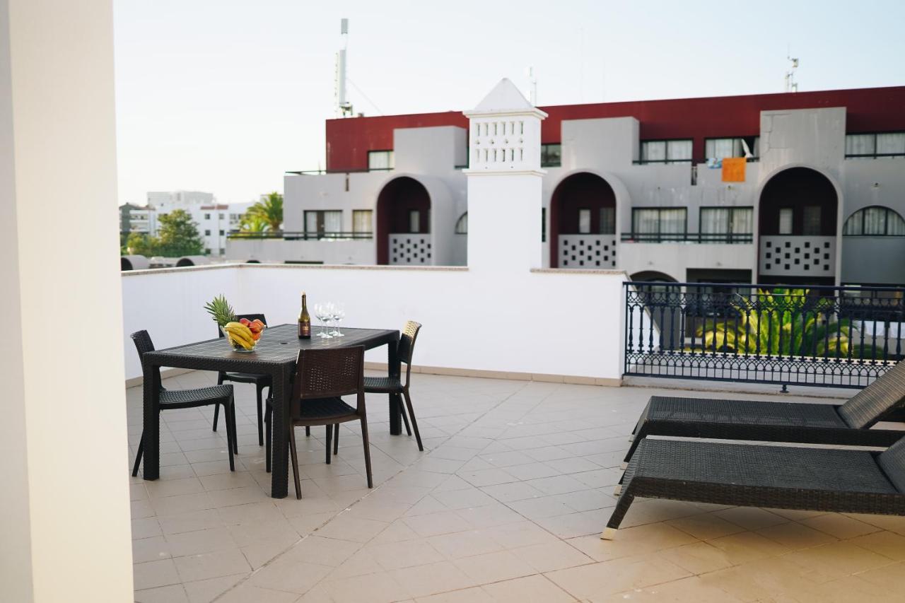 Appartamento Wonderful Flats With Pool By Host Wise Albufeira Esterno foto