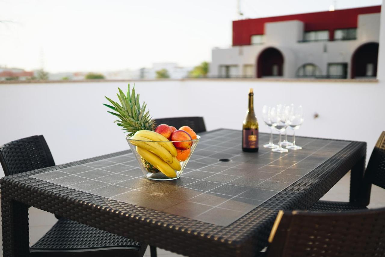Appartamento Wonderful Flats With Pool By Host Wise Albufeira Esterno foto