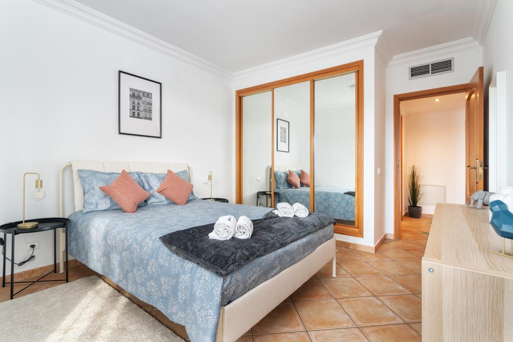 Appartamento Wonderful Flats With Pool By Host Wise Albufeira Esterno foto